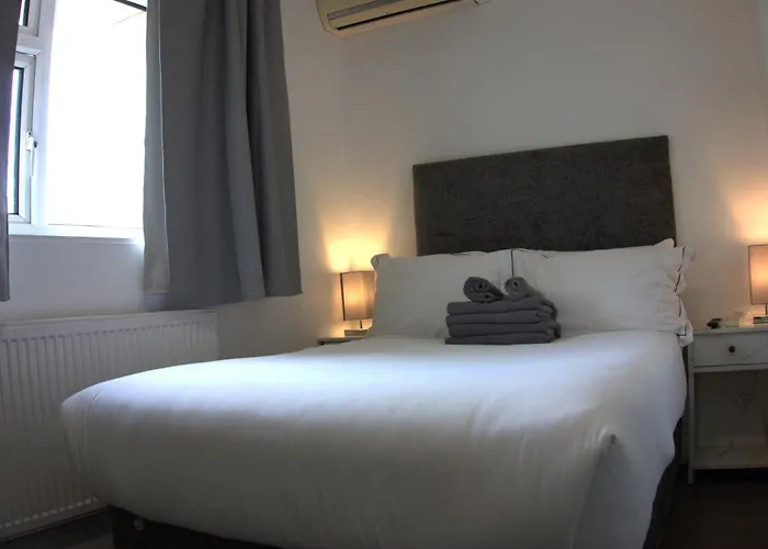 Abbey Point Hotel