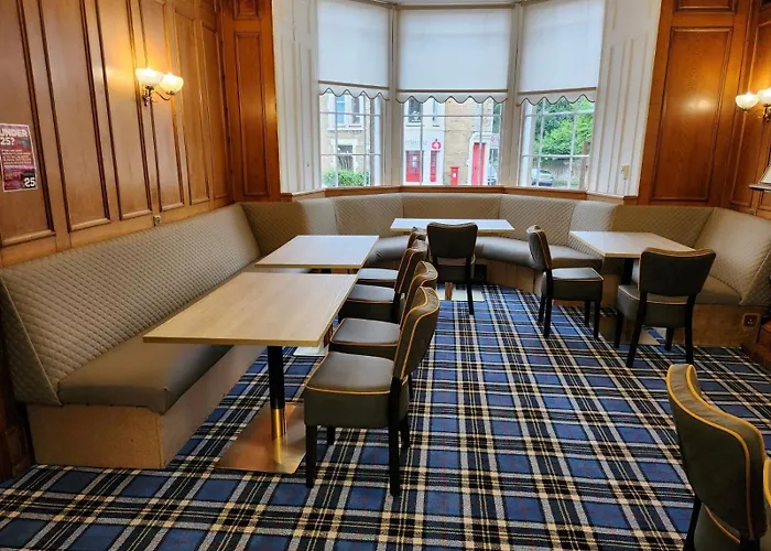 Victoria Hotel