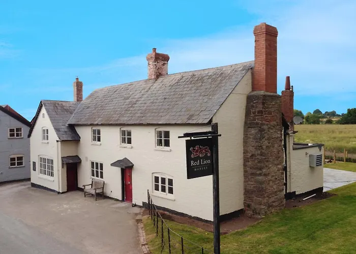 The Red Lion, Madley