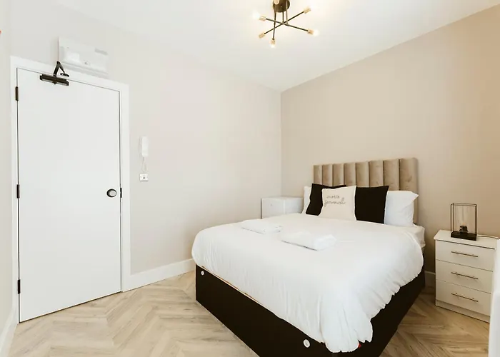 West Drayton Self Contained Studios