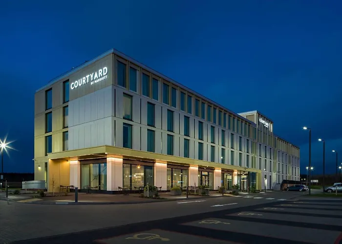 Courtyard By Marriott Inverness Airport