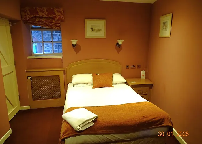 Donington Manor Hotel
