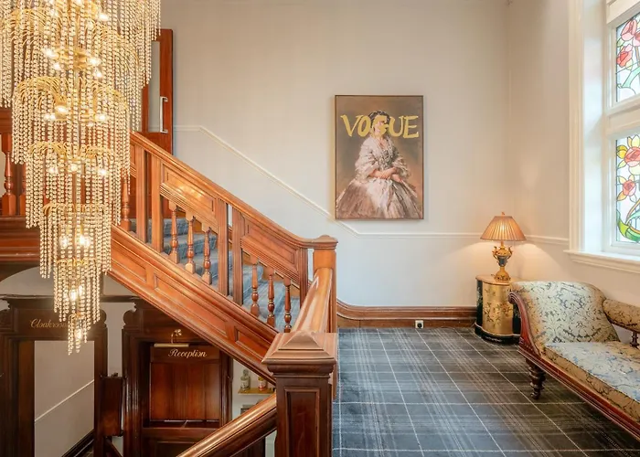 Springbank Manor