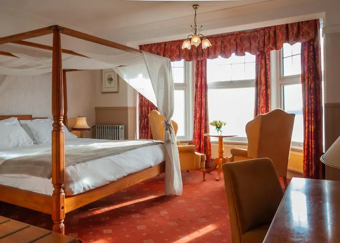 Porth Avallen Hotel