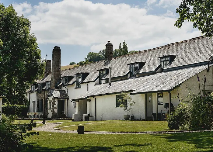 Weeke Barton Hotel Bridford