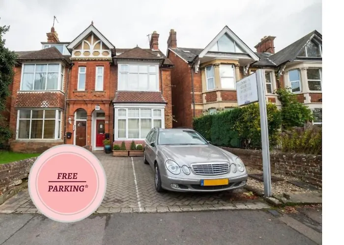 Oyo Lonsdale Guest House Oxford