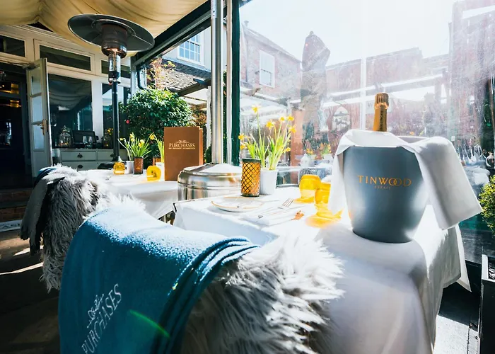 Purchases Restaurant&Accommodation