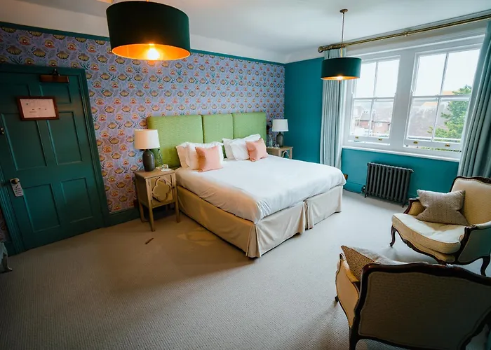 Purchases Restaurant&Accommodation