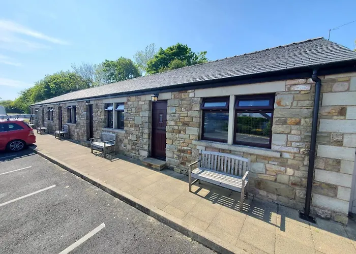 The Golden Ball Cottages