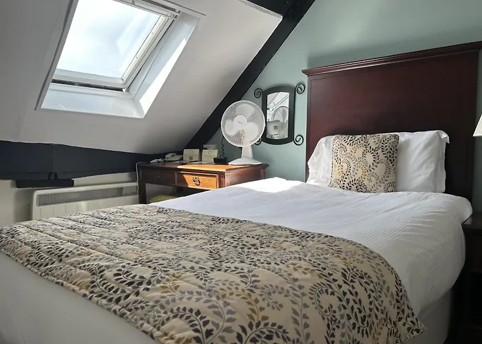 Sleeping Bear Hotels Dorchester