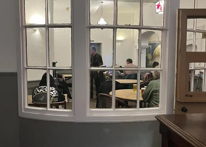 The Tontine Hotel & Bar