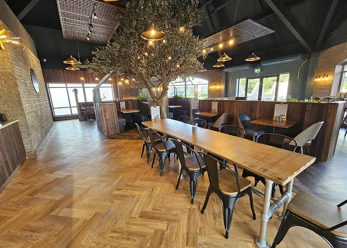 Hotel Nineteen