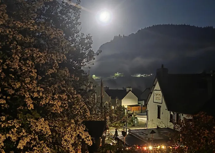 Y Gwydyr Hotel - Dolwyddelan