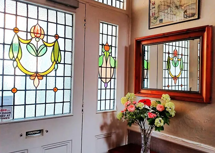 Hunters Lodge Guest House Southampton