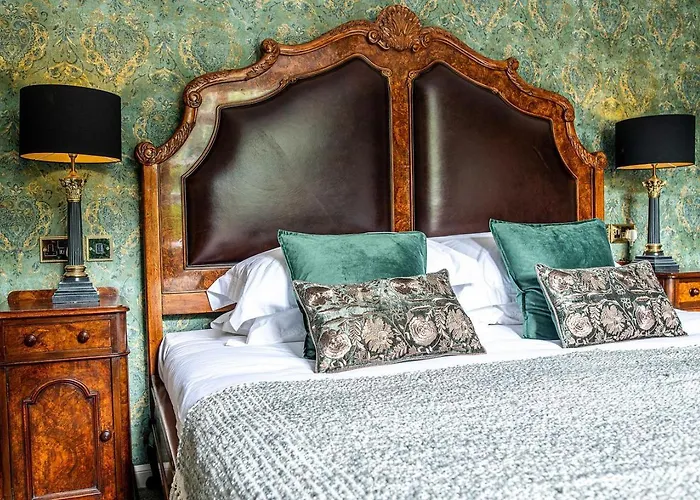 Melville Castle Hotel