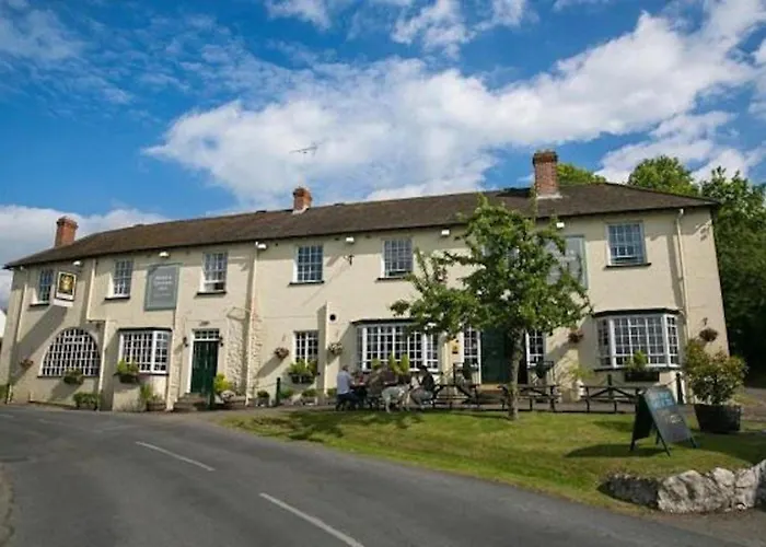 The Rose & Crown, Ashbury
