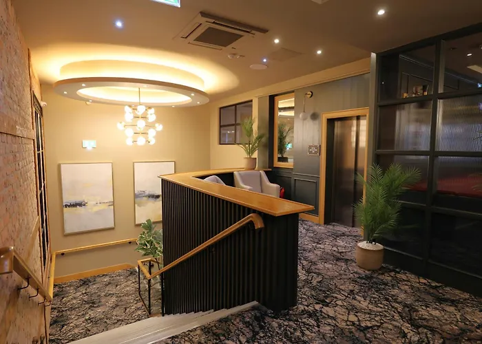 The Maiden City Hotel