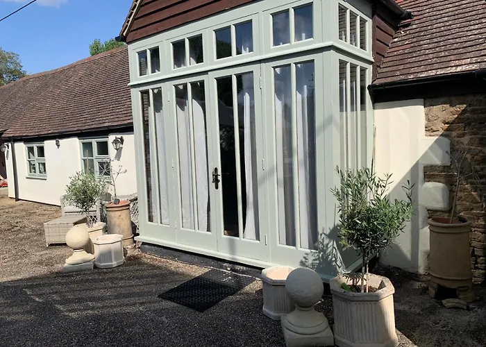The Byre, At Cradle Barn Offering A King Suite Abingdon-on-Thames