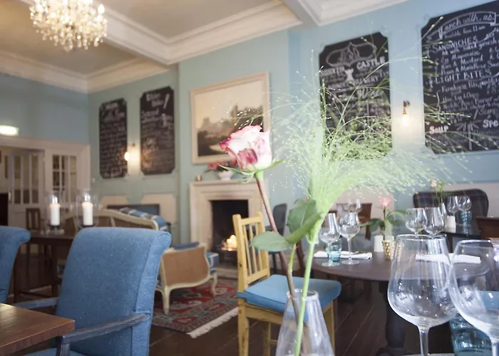 Norfolk Arms Hotel - Arundel
