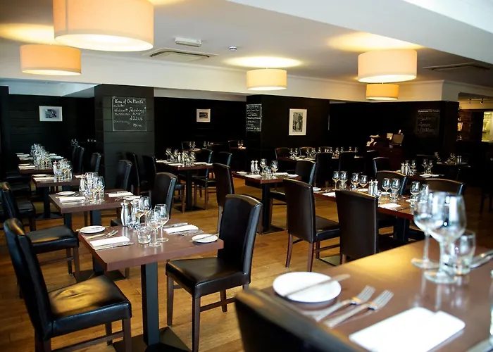 Nevis Bank Inn