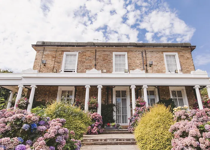 Ringwood Hall Hotel & Spa, Best Western Signature Collection