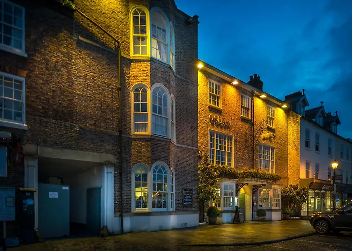 The Golden Fleece Hotel, Thirsk, North Yorkshire - The Coaching Inn Group