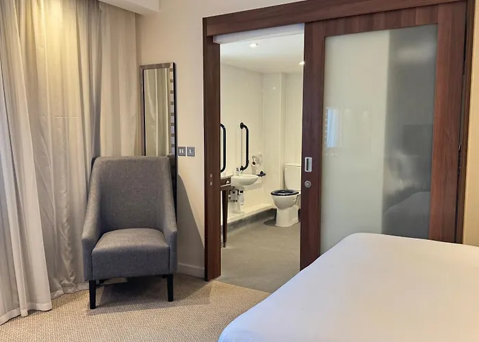 Hampton By Hilton Humberside Airport
