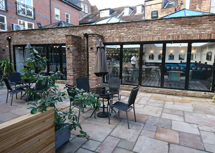 Doubletree By Hilton York