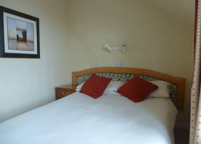 Castletown Hotel