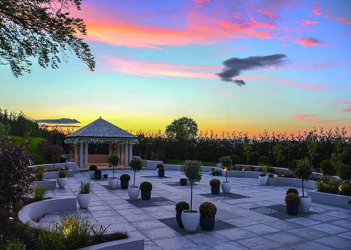 Radstone Hotel