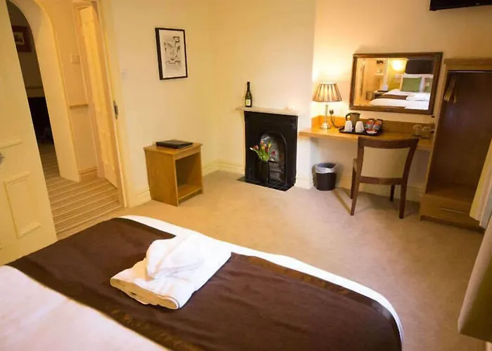 Wakefield Limes Lodge