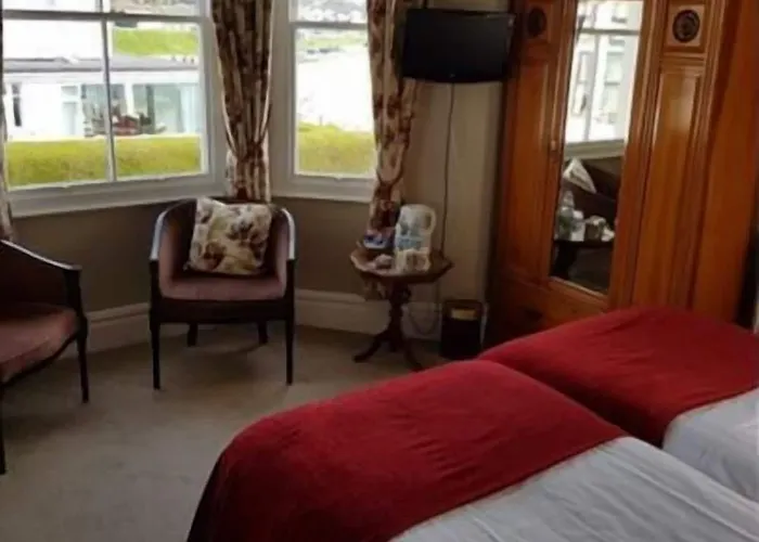 The Moelwyn Hotel & Restaurant
