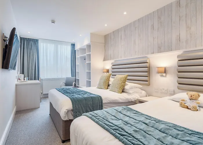 St Ives Hotel