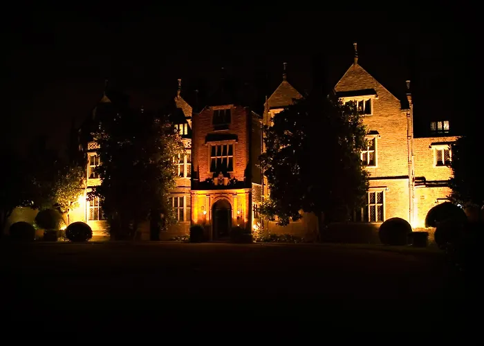 Great Fosters - Near Windsor