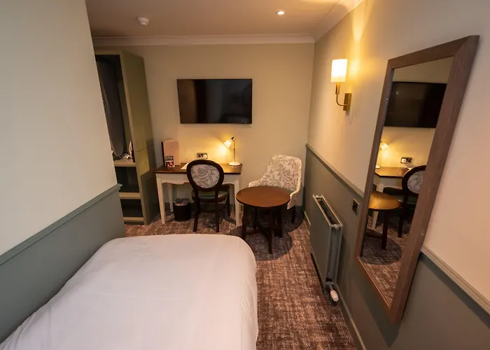 Ardencaple Hotel By Greene King Inns