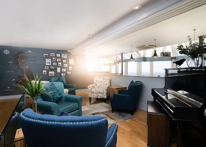 The Land'S End Hotel