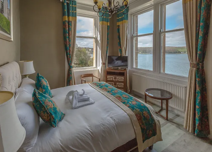 The Glenburn Hotel