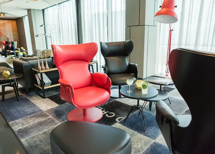 Park Plaza London, Park Royal