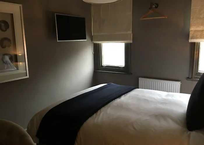 The Lion Hotel - Pub & Restaurant