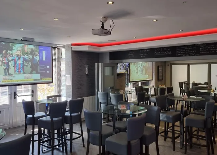 The Avenue Hotel Ltd