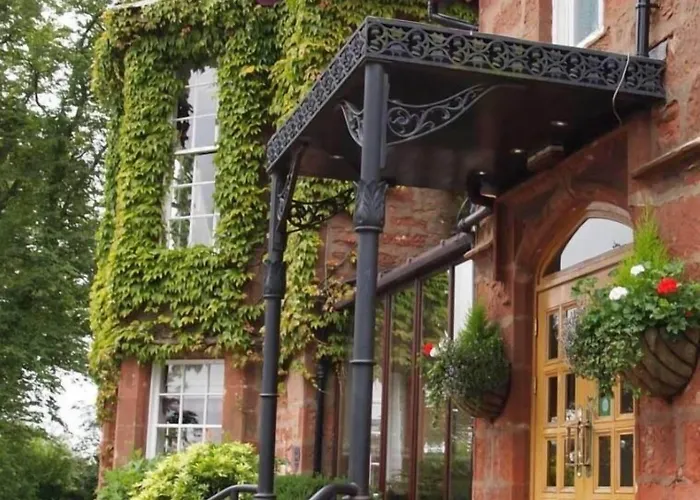 Inchture Hotel