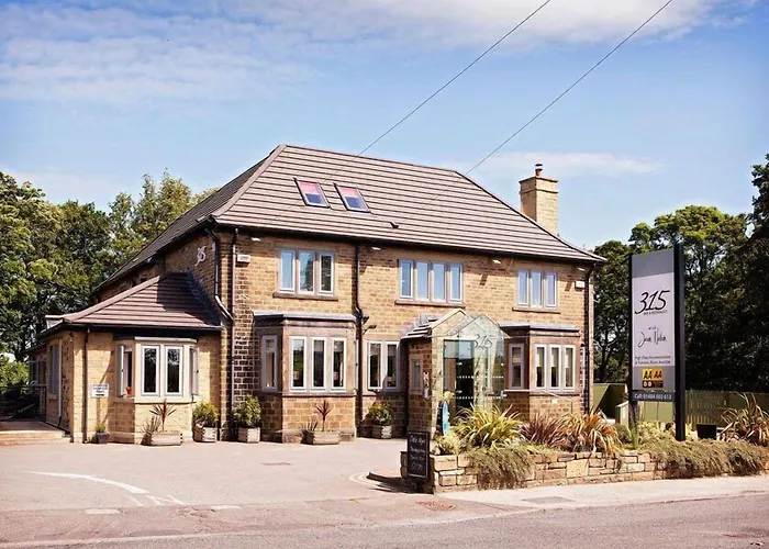 315 Bar & Restaurant Hotel Huddersfield