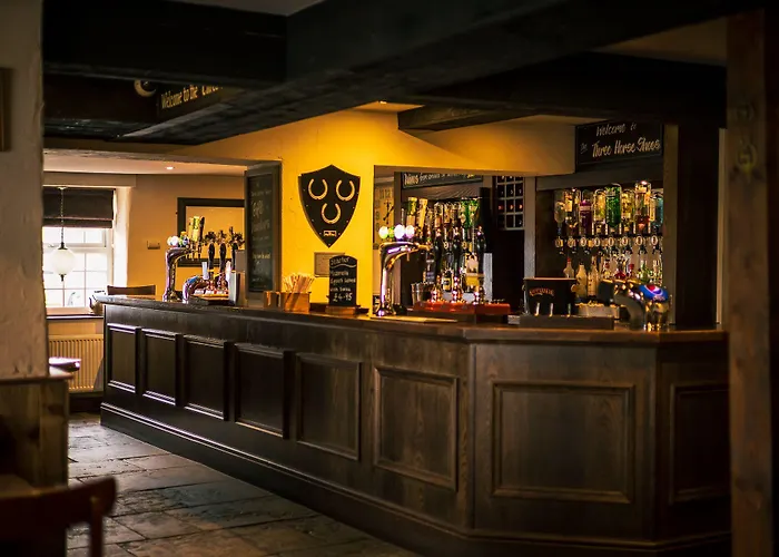 Three Horseshoes Inn