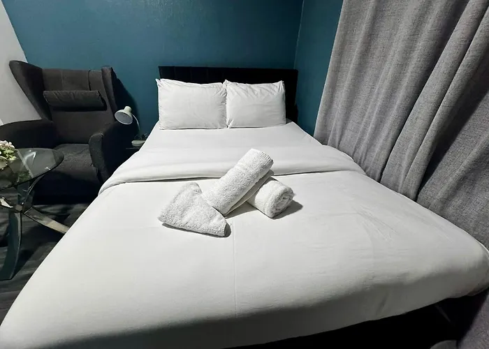 Avalon Hotel