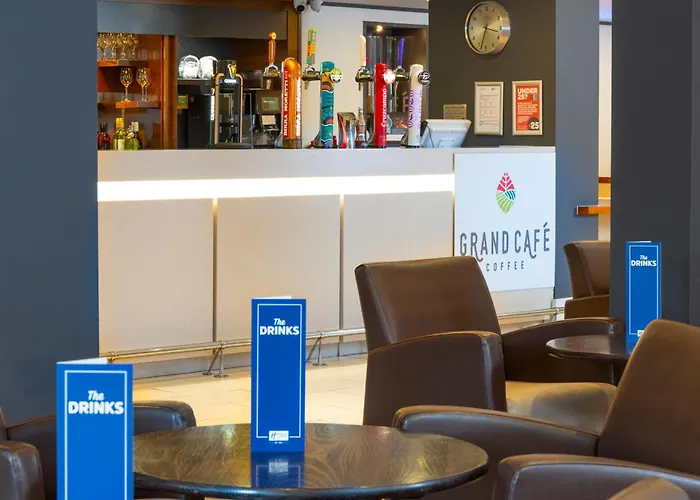 Holiday Inn Express Northampton - South By Ihg