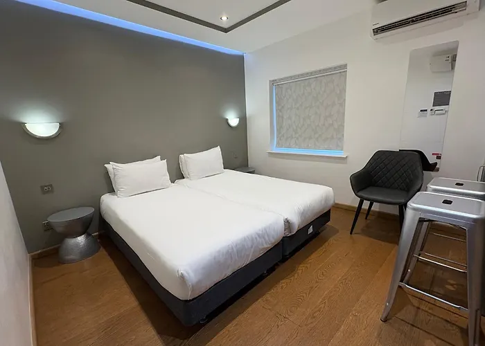 Rioshouse Henley