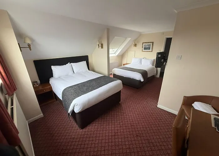 Raven Hotel By Greene King Inns