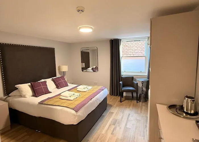 Dalkeith Phoenix Aparthotel Ltd