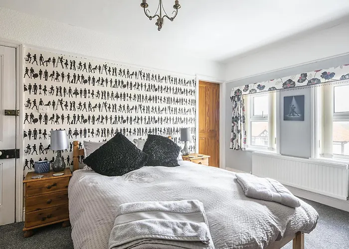 Esklet Guest House