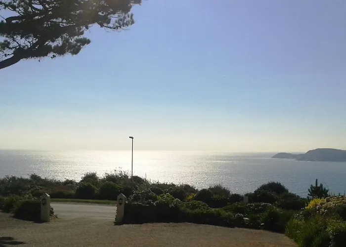 Porth Avallen Hotel